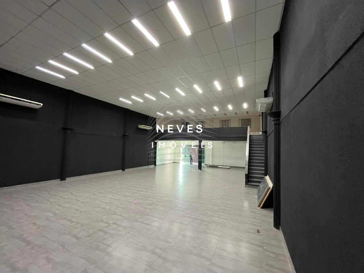 Loja-Salão, 480 m² - Foto 1