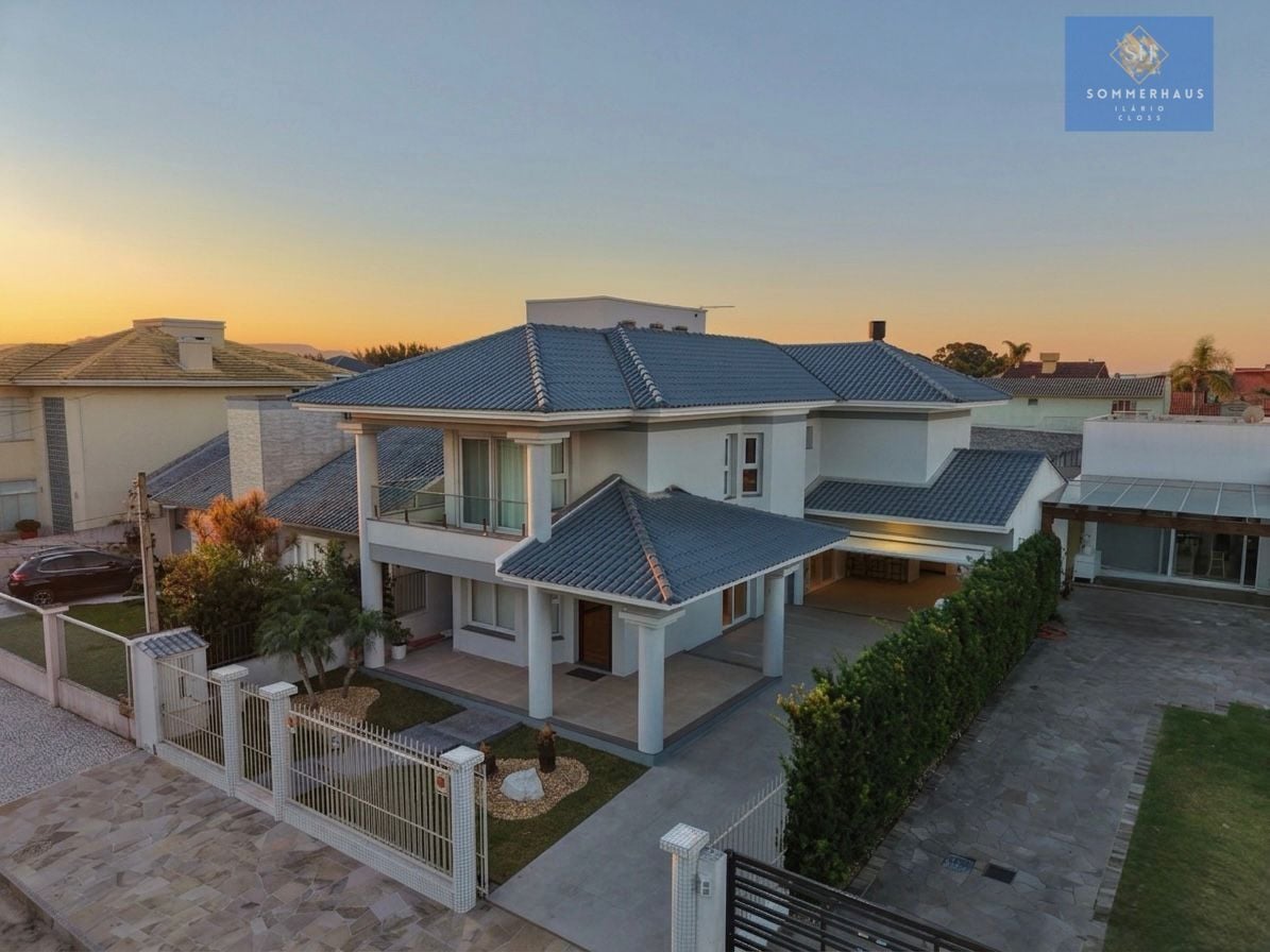 Sobrado, 3 quartos, 260 m² - Foto 1