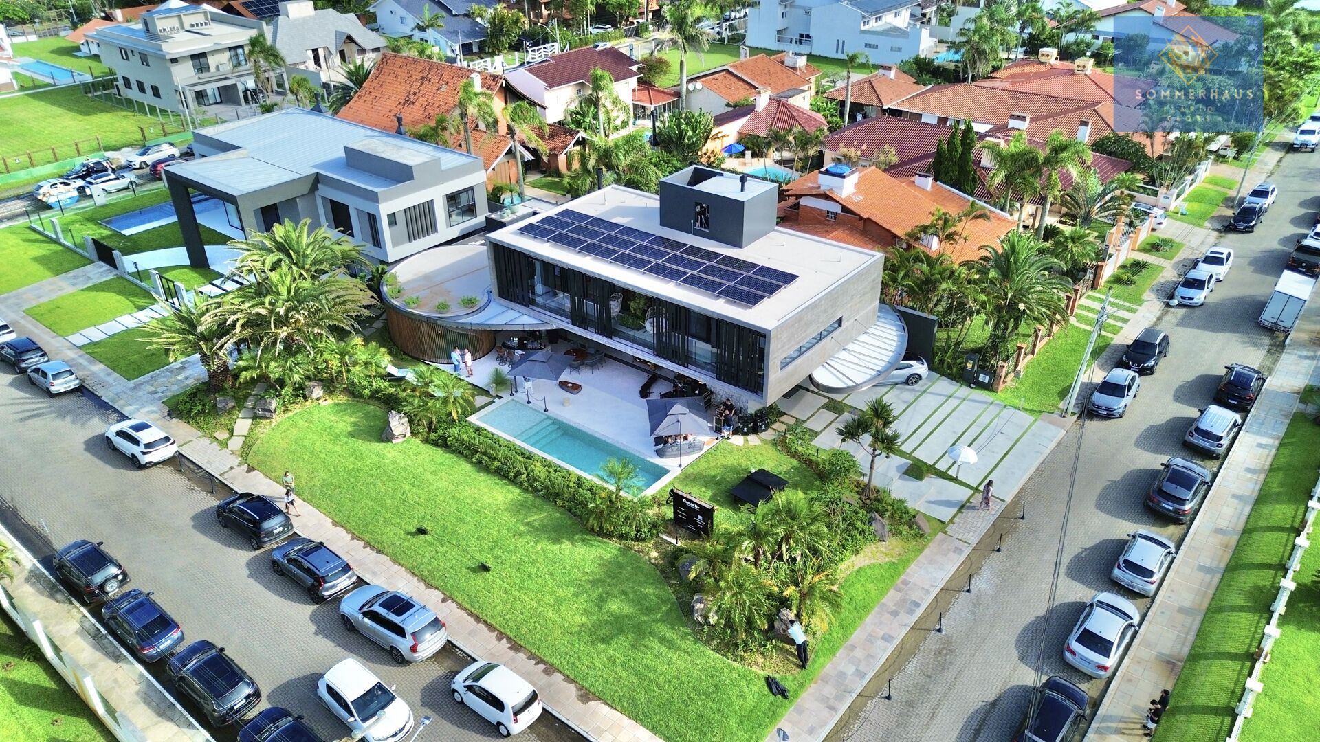 Casa, 5 quartos, 601 m² - Foto 1