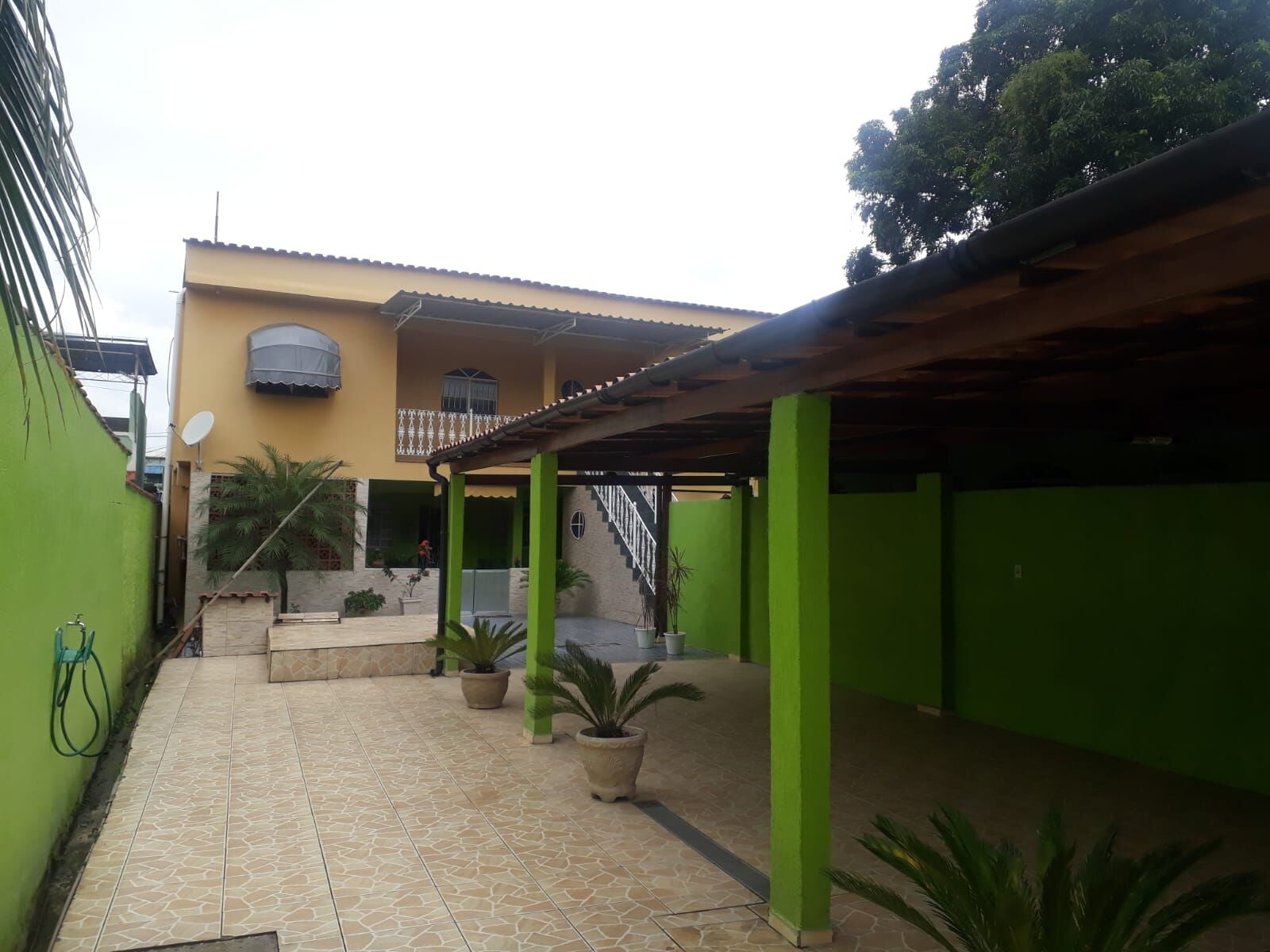 FRENTE DA CASA