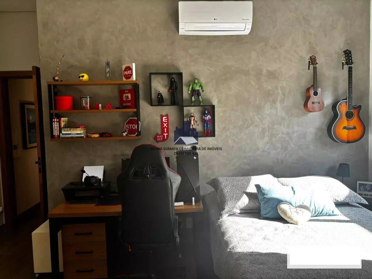 Casa de Condomínio com 3 quartos à venda, 300m² — foto 17 de 33