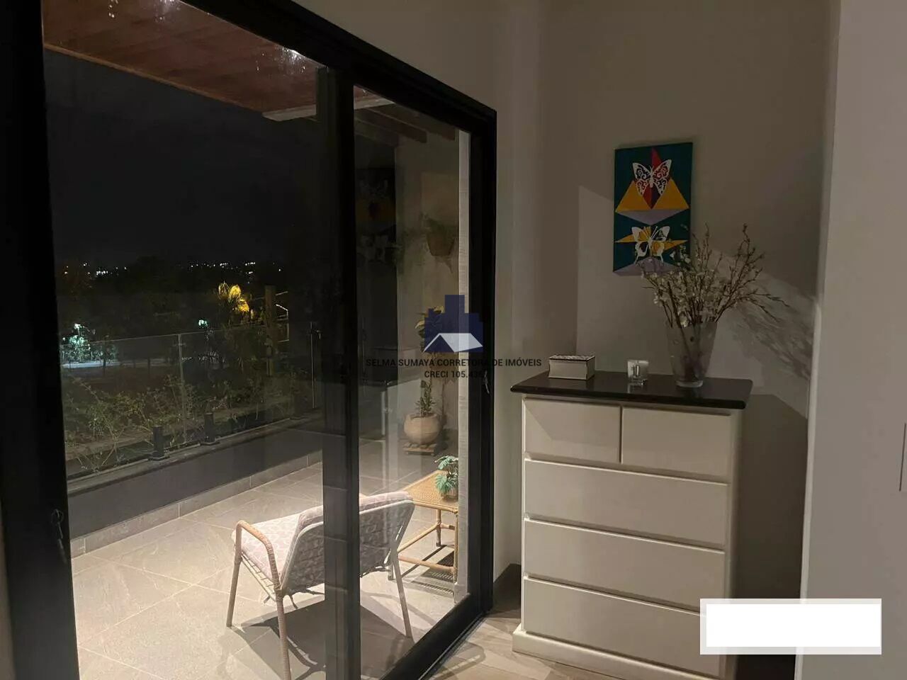 Casa de Condomínio com 3 quartos à venda, 300m² — foto 24 de 33