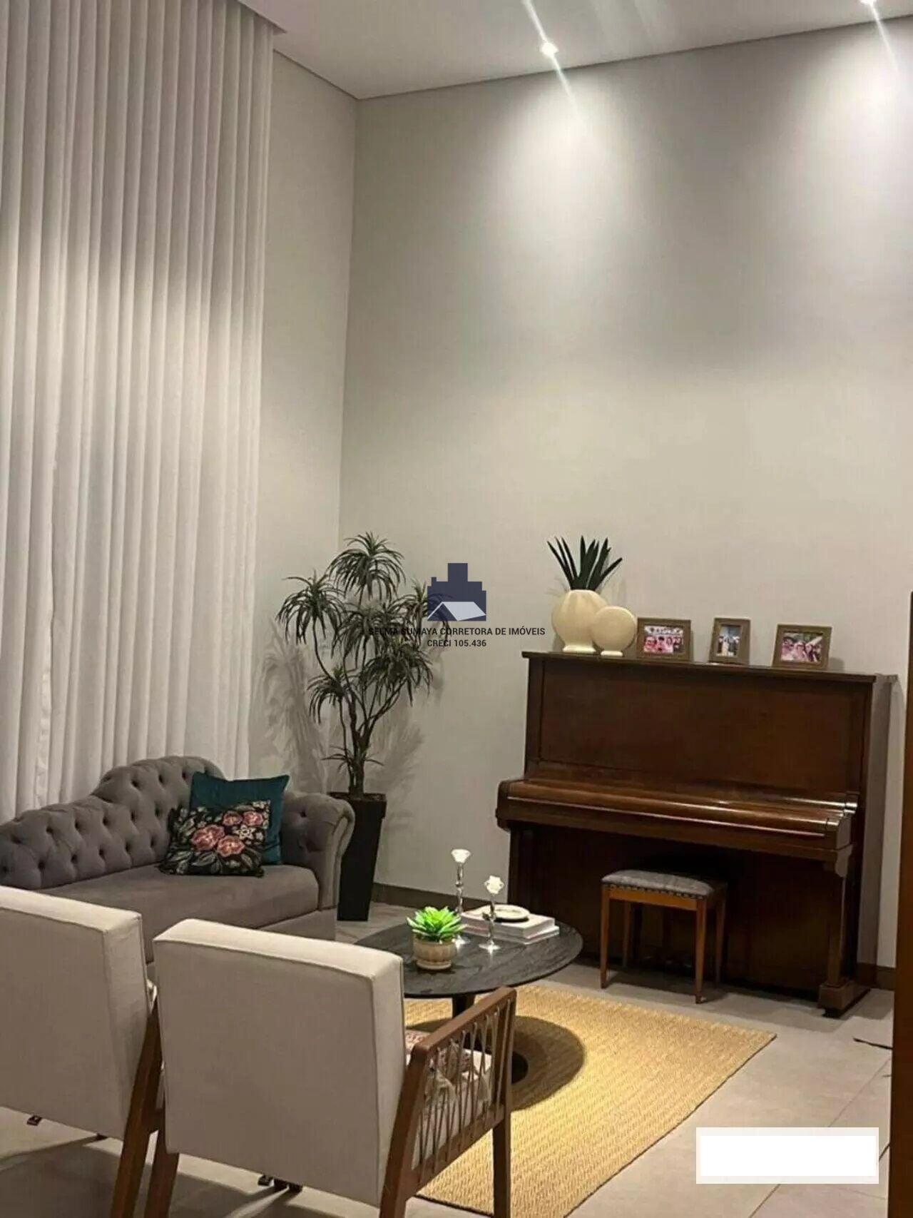 Casa de Condomínio com 3 quartos à venda, 300m² — foto 16 de 33