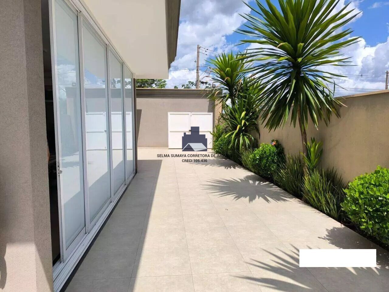 Casa de Condomínio com 3 quartos à venda, 240m² — foto 9 de 20