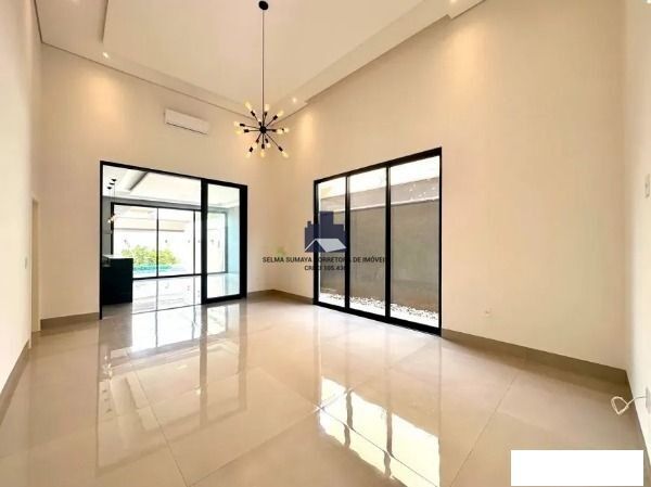 Casa de Condomínio com 4 quartos à venda, 270m² — foto 4 de 17