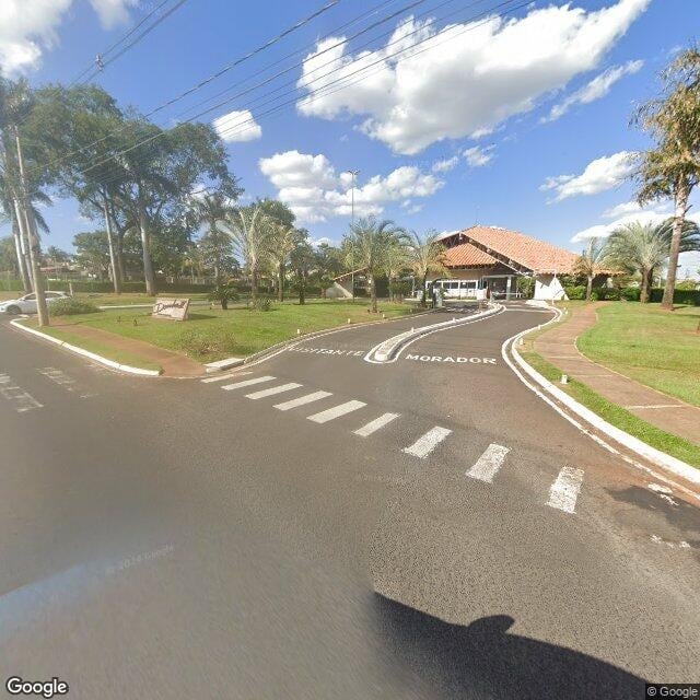 Imagem estática do "Street View" da localização