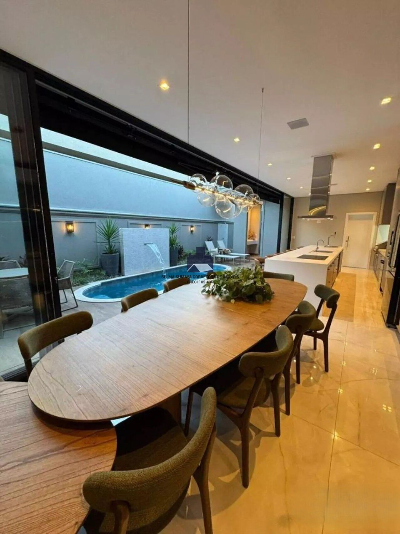 Casa de Condomínio com 3 quartos à venda, 262m² — foto 8 de 13