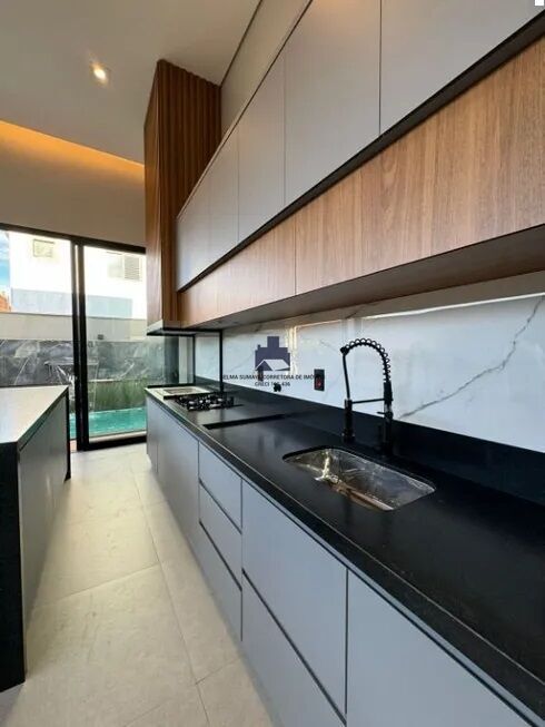 Casa de Condomínio com 3 quartos à venda, 165m² — foto 9 de 31