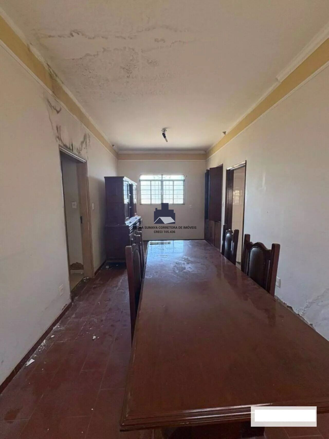 Casa com 3 quartos à venda, 229m² — foto 4 de 10