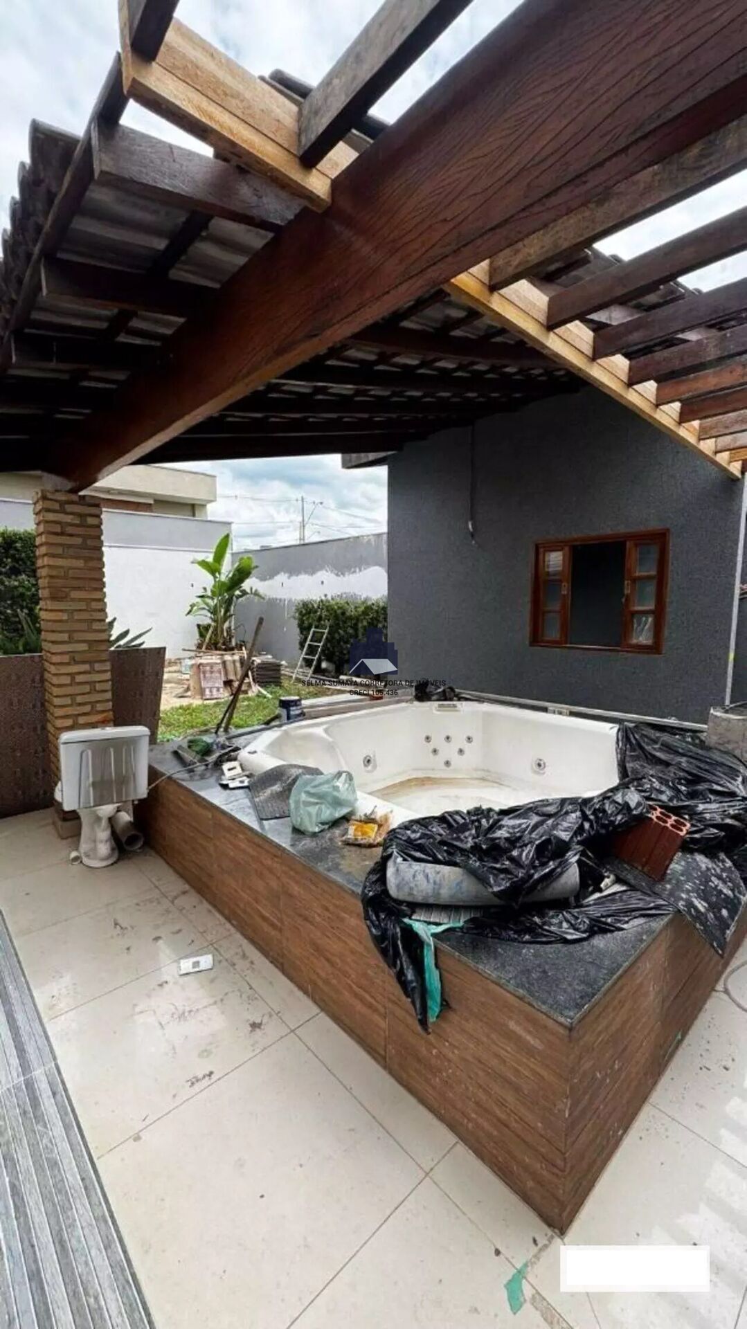 Casa de Condomínio com 3 quartos à venda, 270m² — foto 4 de 16