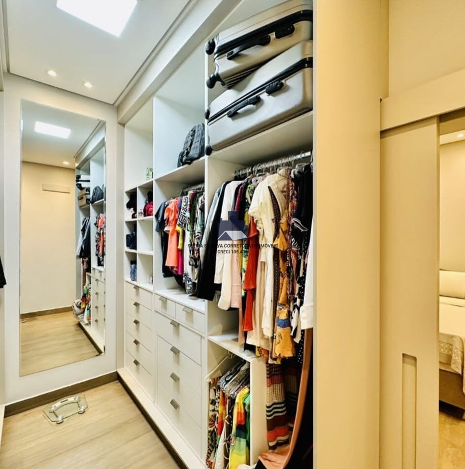 Casa de Condomínio com 3 quartos à venda, 243m² — foto 8 de 10