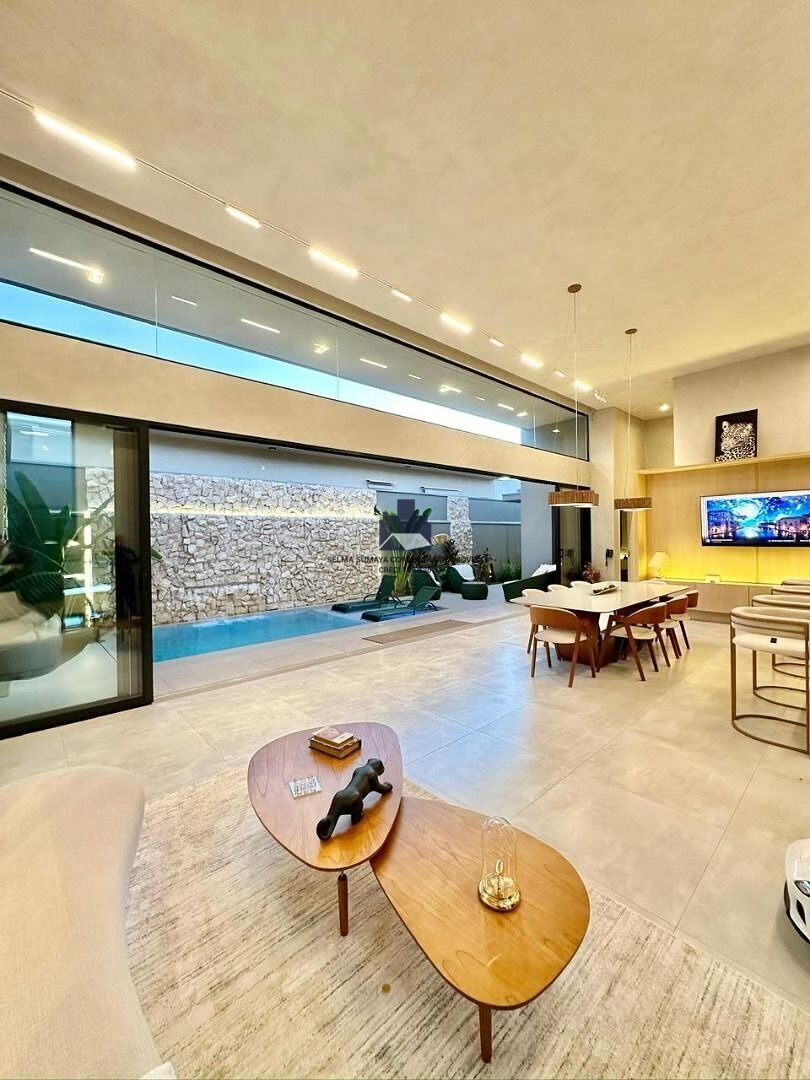Casa de Condomínio com 3 quartos à venda, 235m² — foto 9 de 18