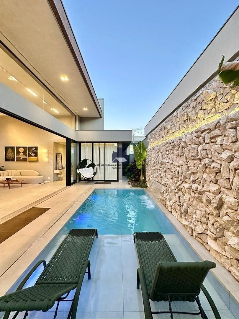 Casa de Condomínio com 3 quartos à venda, 235m² — foto 10 de 18
