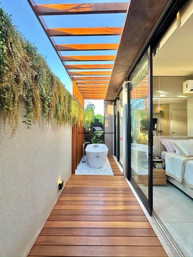 Casa de Condomínio com 3 quartos à venda, 235m² — foto 12 de 18