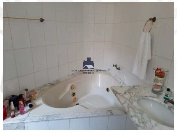 Casa com 3 quartos à venda, 250m² — foto 7 de 8