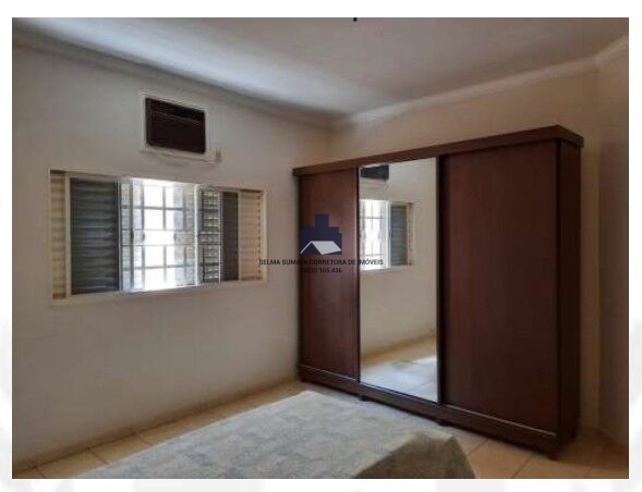 Casa com 3 quartos à venda, 250m² — foto 6 de 8
