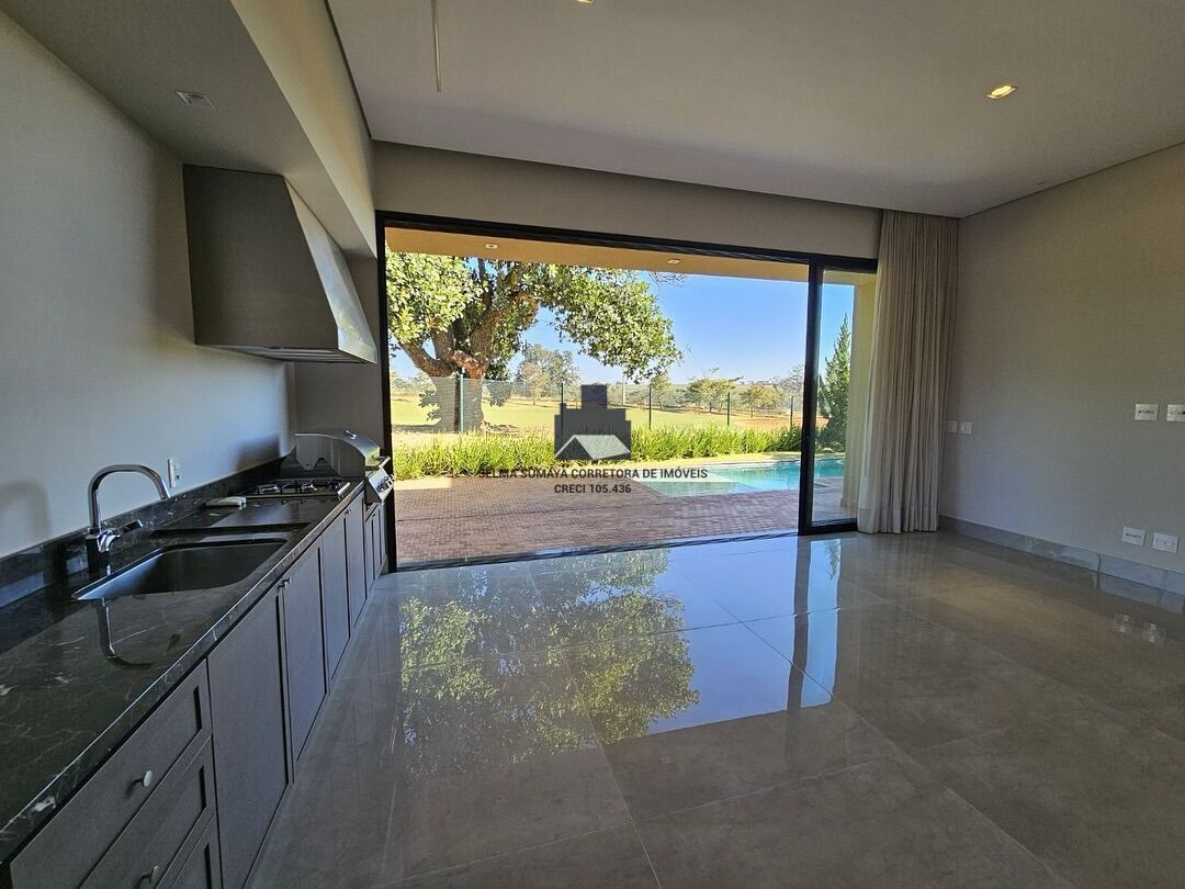 Casa de Condomínio com 3 quartos à venda, 286m² — foto 12 de 17