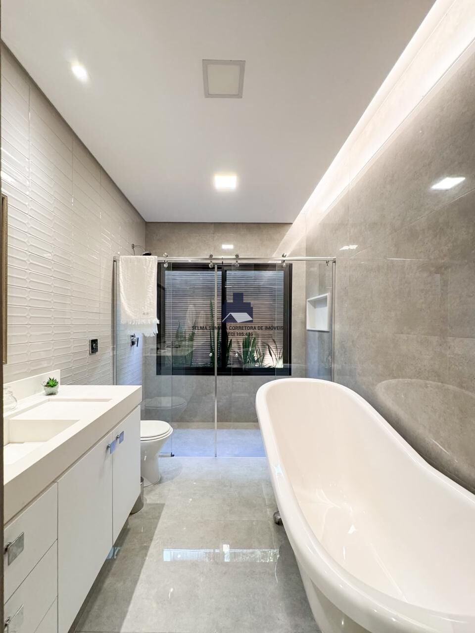 Casa com 5 quartos à venda, 500m² — foto 25 de 42