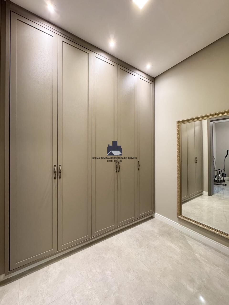 Casa com 5 quartos à venda, 500m² — foto 33 de 42