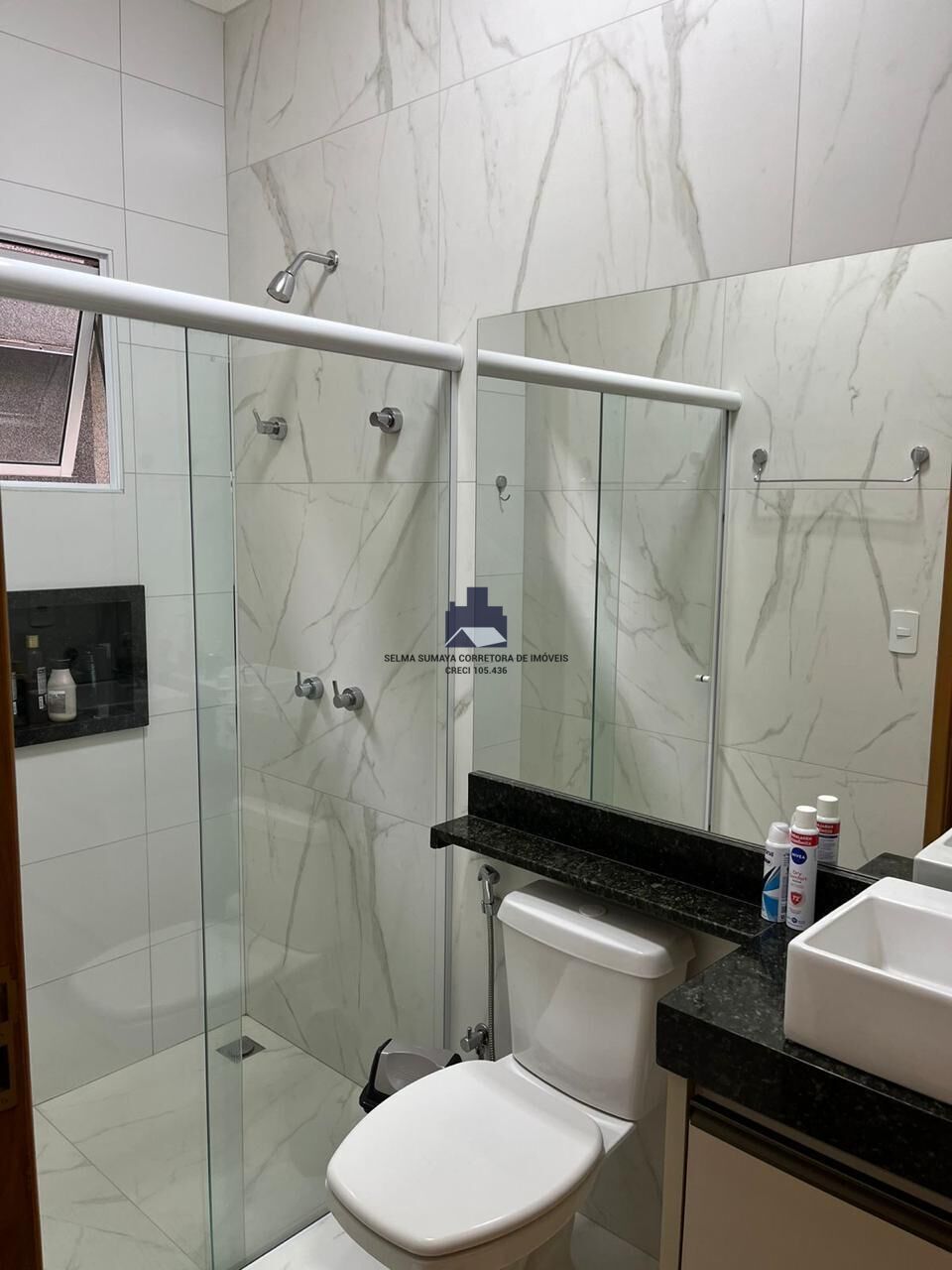 Casa de Condomínio com 3 quartos à venda, 200m² — foto 12 de 19