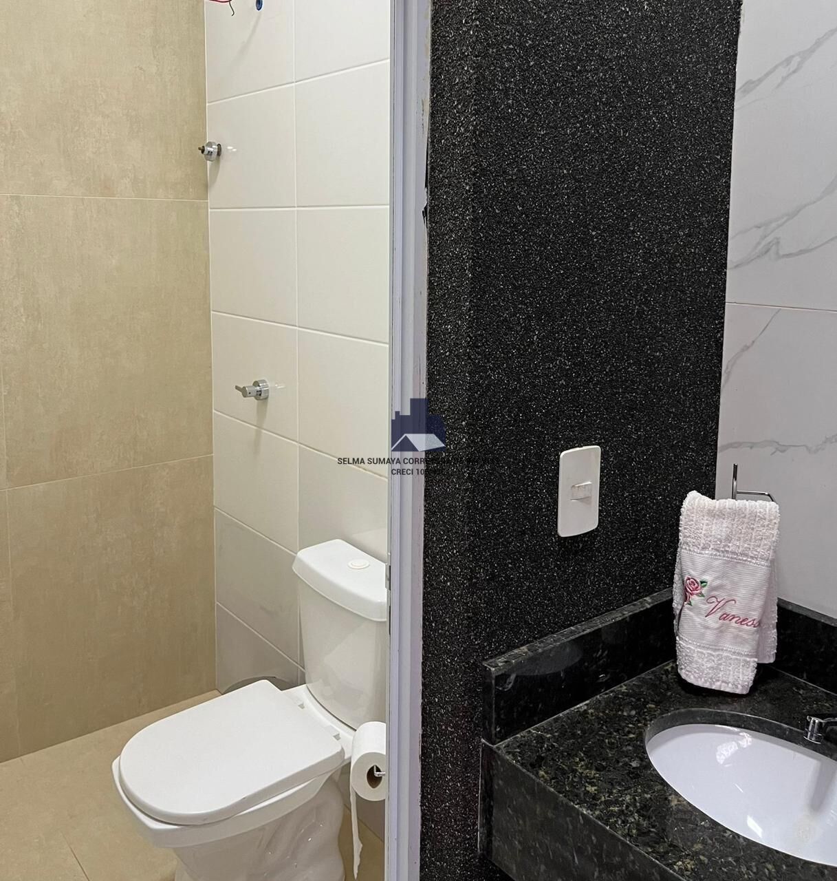 Casa de Condomínio com 3 quartos à venda, 200m² — foto 18 de 19
