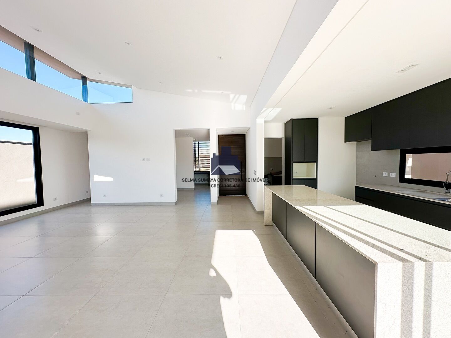 Casa de Condomínio com 3 quartos à venda, 225m² — foto 7 de 10