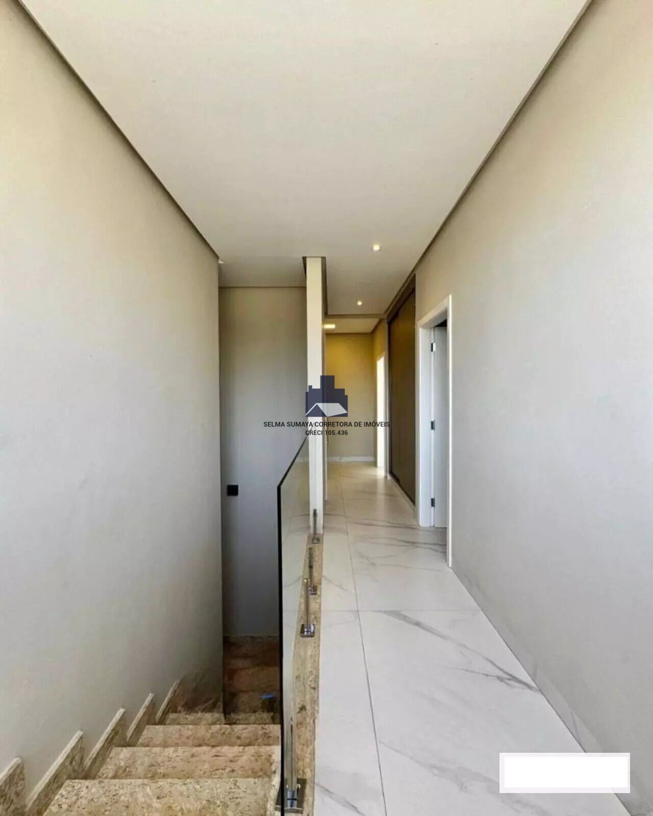 Casa de Condomínio com 4 quartos à venda, 370m² — foto 10 de 16