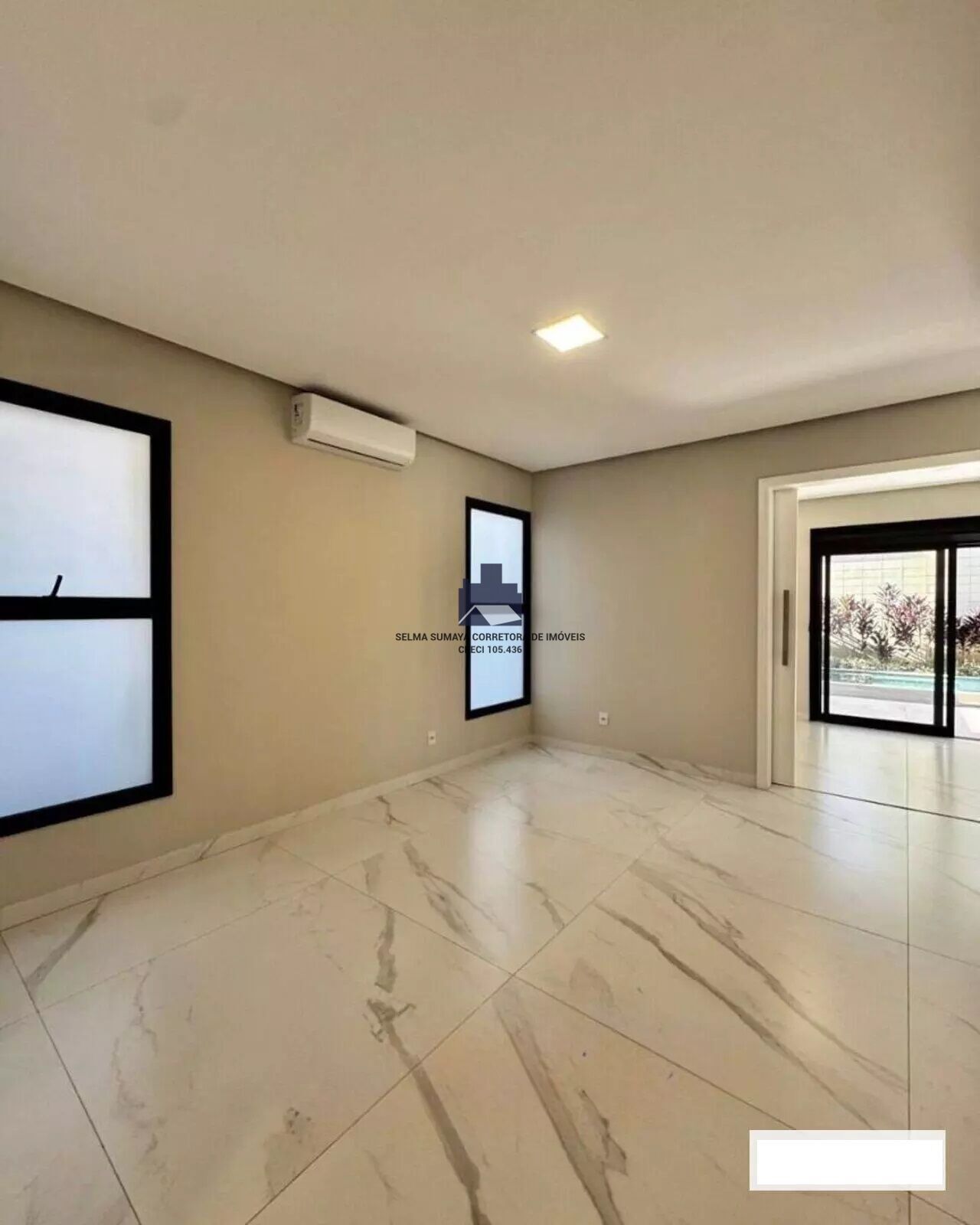 Casa de Condomínio com 4 quartos à venda, 370m² — foto 4 de 16
