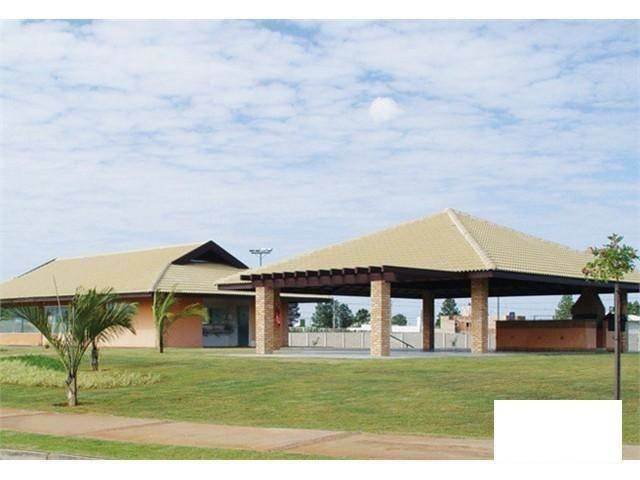 Terreno / Lote / Condomínio à venda, 711m² — foto 4 de 7