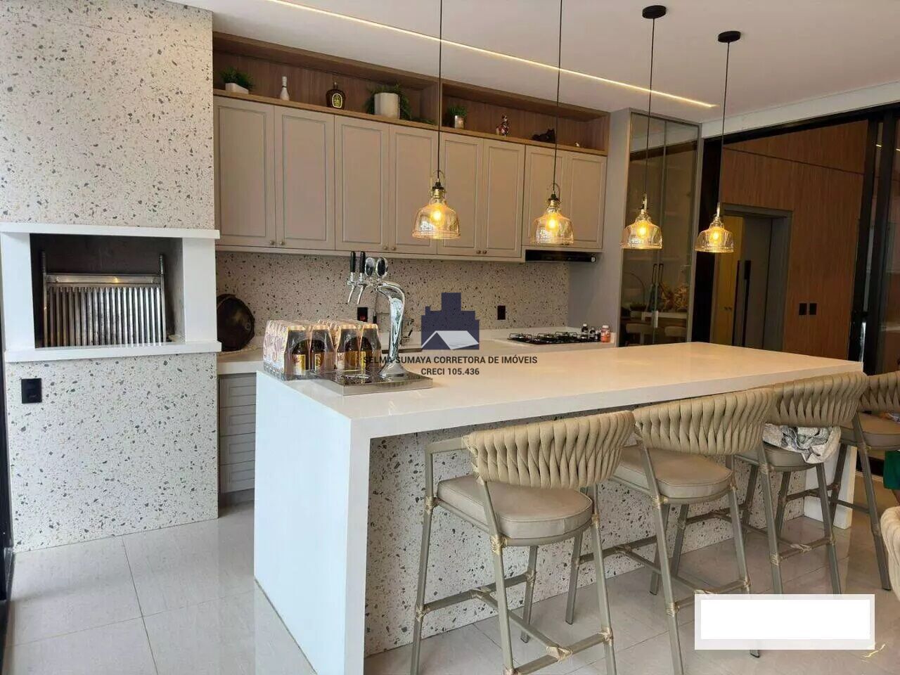 Casa de Condomínio com 3 quartos à venda, 272m² — foto 17 de 21