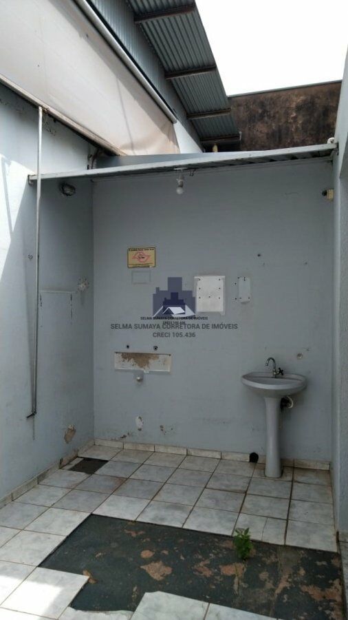 Loja / Salão / Ponto Comercial à venda, 197m² — foto 4 de 9