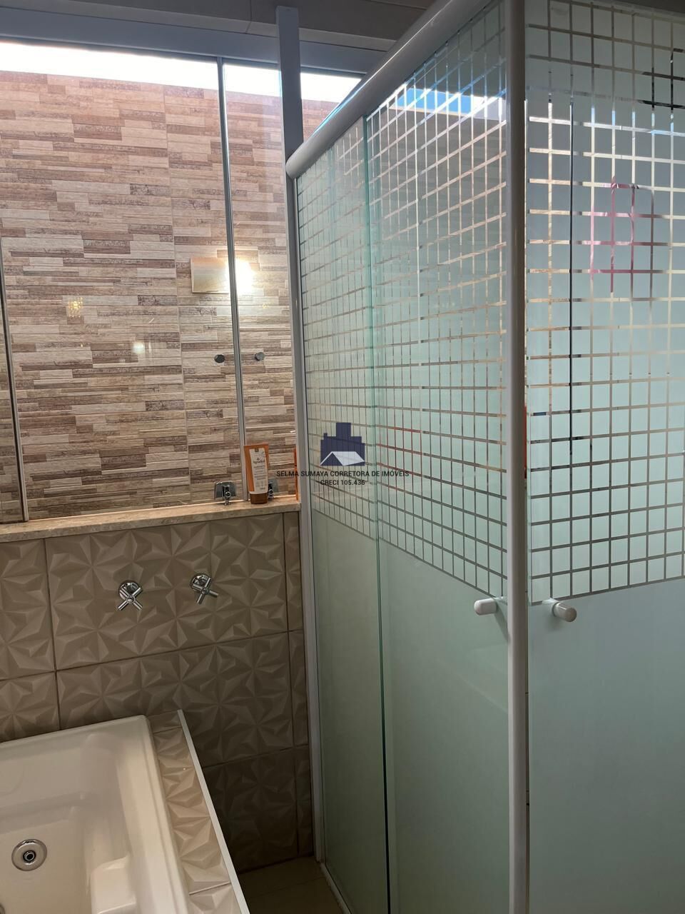 Casa de Condomínio com 3 quartos à venda, 240m² — foto 11 de 35
