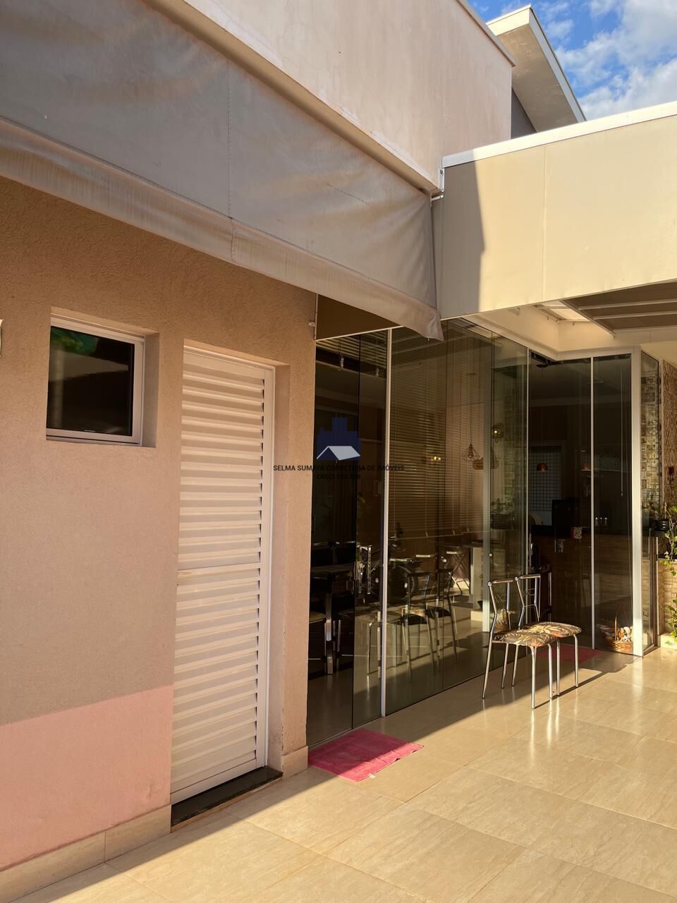 Casa de Condomínio com 3 quartos à venda, 240m² — foto 25 de 35