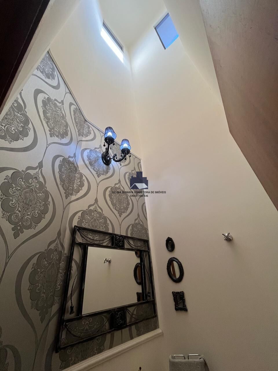 Casa de Condomínio com 3 quartos à venda, 240m² — foto 13 de 35