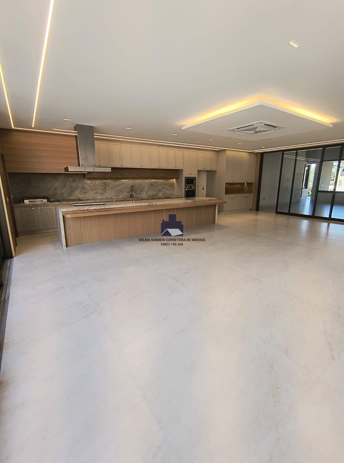 Casa de Condomínio com 4 quartos à venda, 415m² — foto 18 de 34