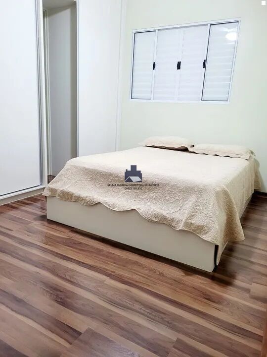 Casa com 3 quartos à venda, 250m² — foto 8 de 22