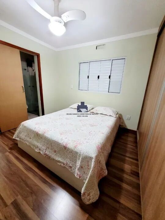 Casa com 3 quartos à venda, 250m² — foto 9 de 22