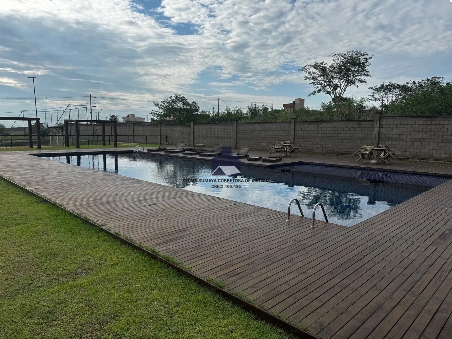 Terreno / Lote / Condomínio à venda, 200m² — foto 5 de 9