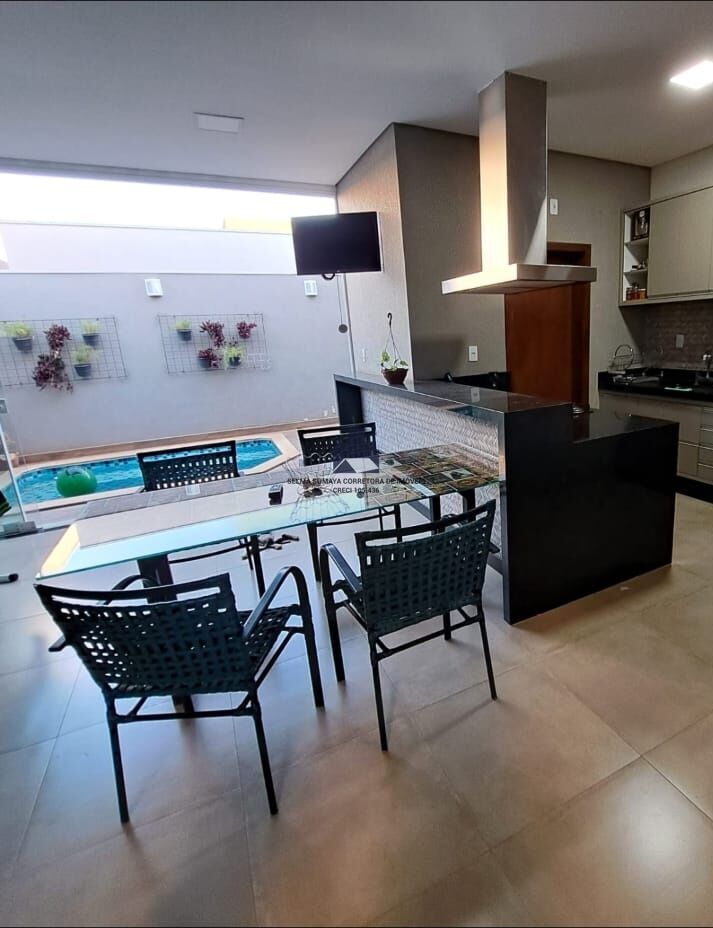 Casa de Condomínio com 3 quartos à venda, 180m² — foto 9 de 10