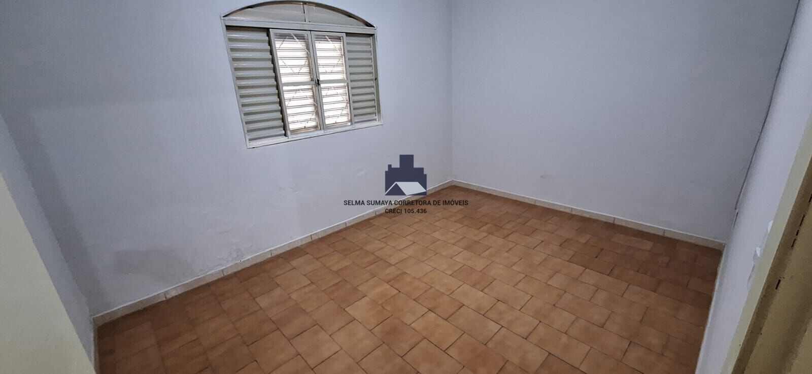 Casa com 3 quartos à venda, 180m² — foto 4 de 13