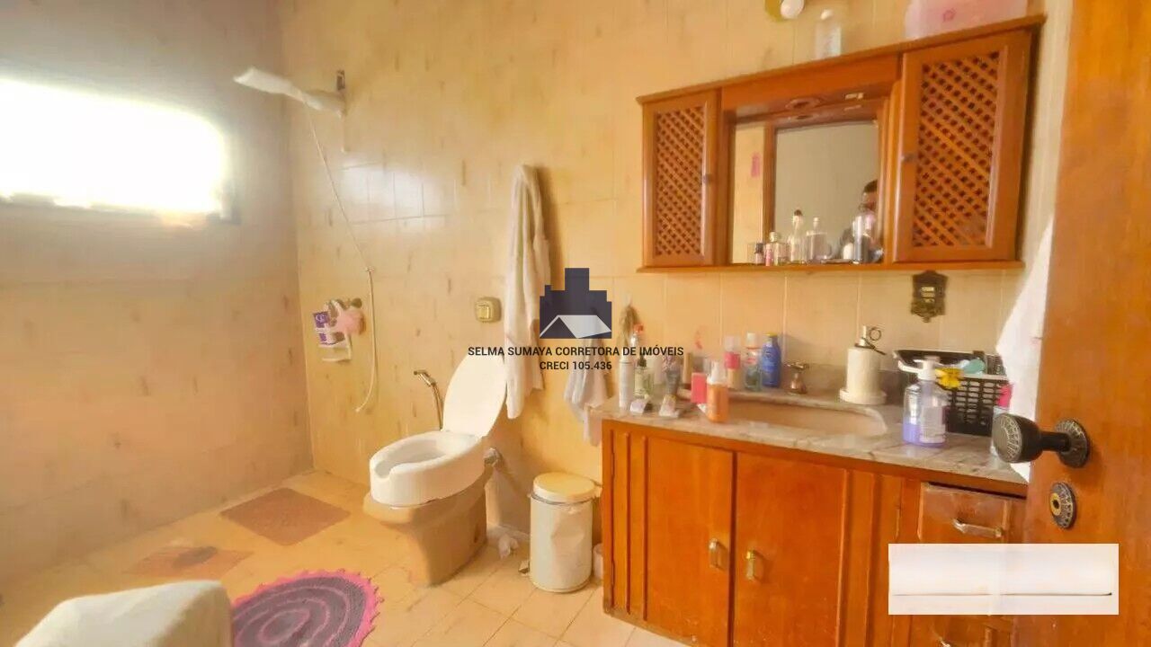 Casa com 3 quartos à venda, 304m² — foto 9 de 20