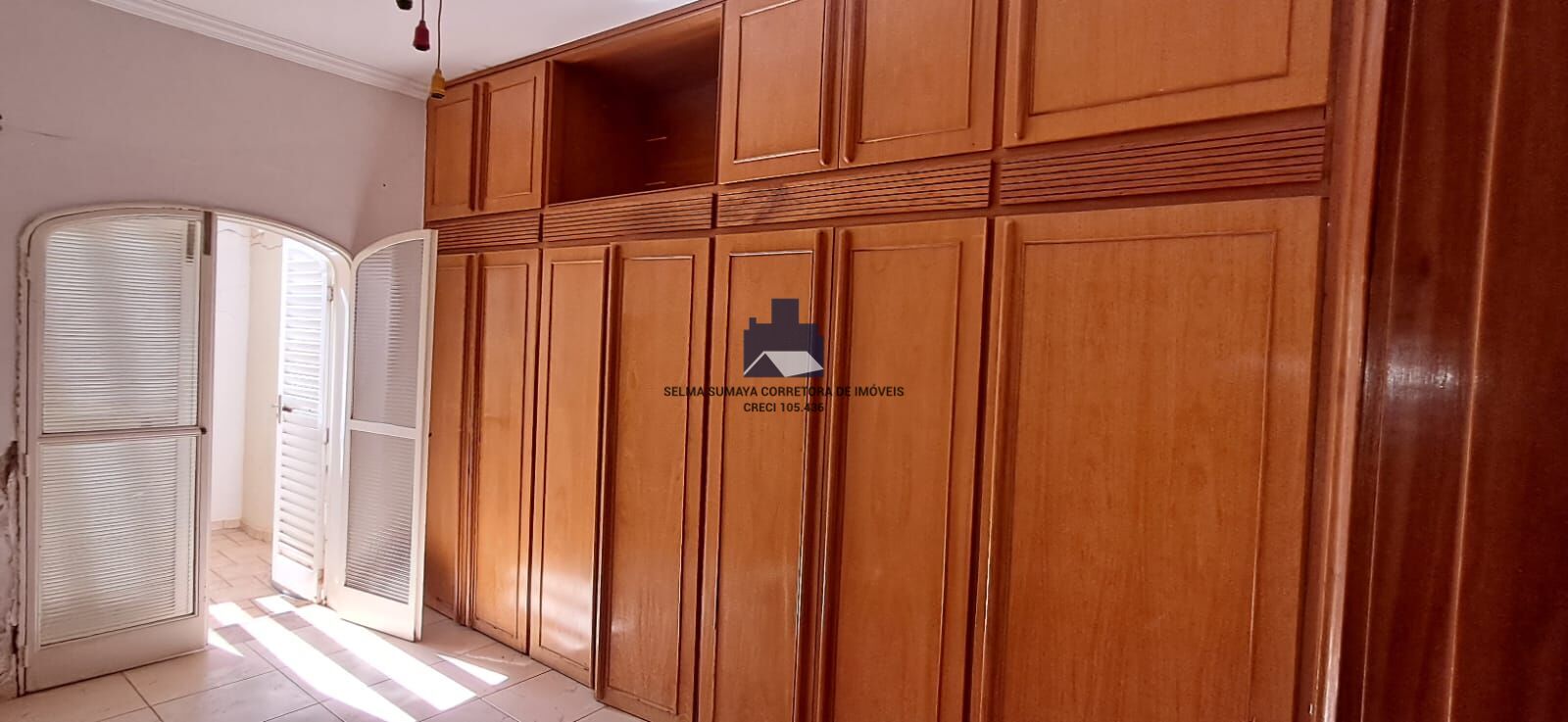 Casa com 3 quartos à venda, 212m² — foto 8 de 17