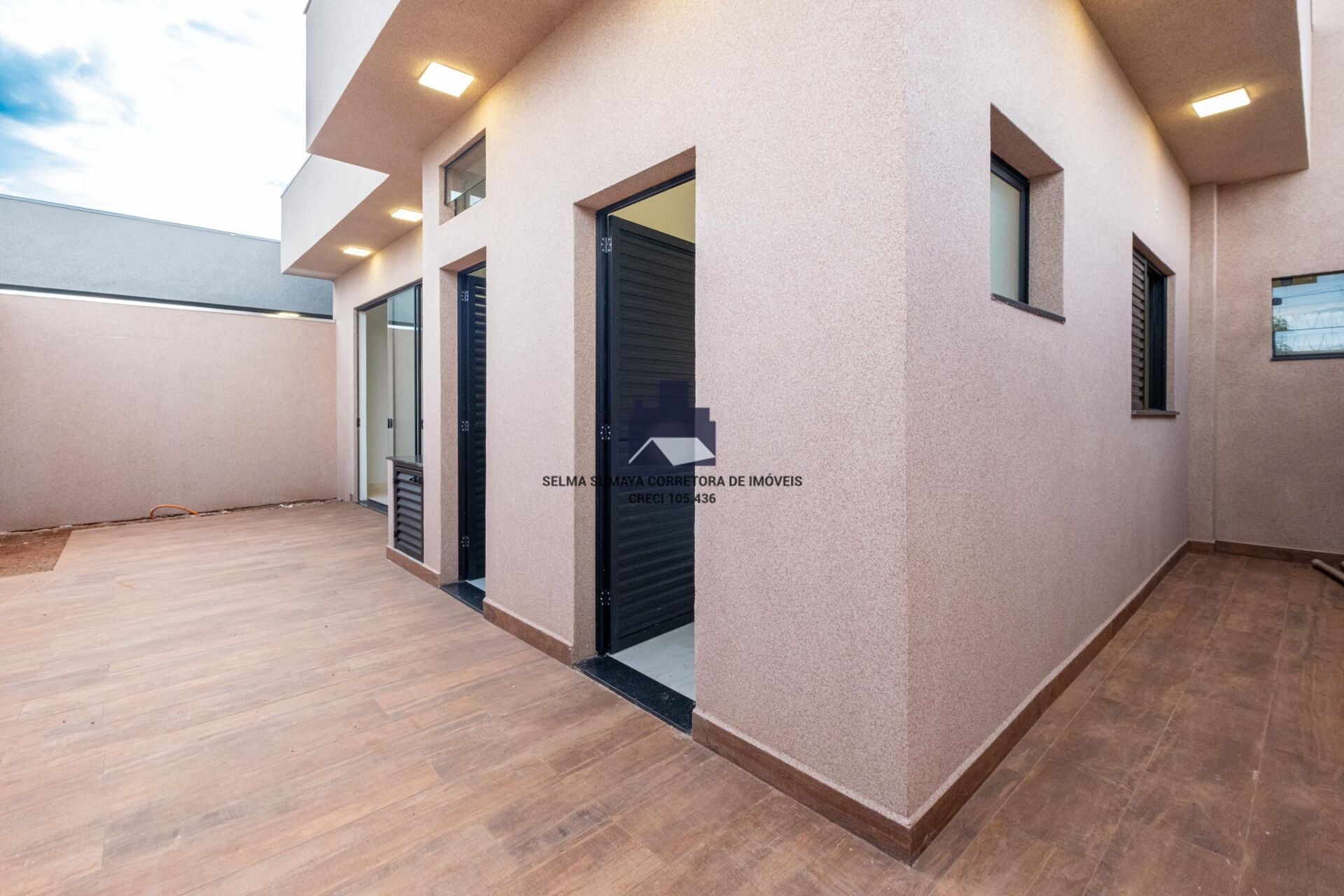Casa com 3 quartos à venda, 117m² — foto 16 de 17
