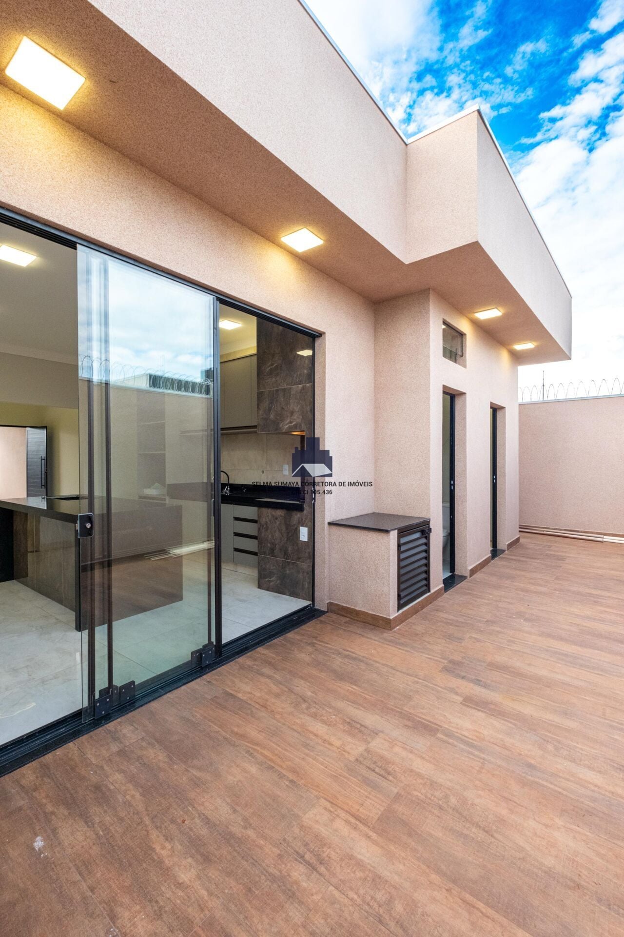 Casa com 3 quartos à venda, 117m² — foto 15 de 17