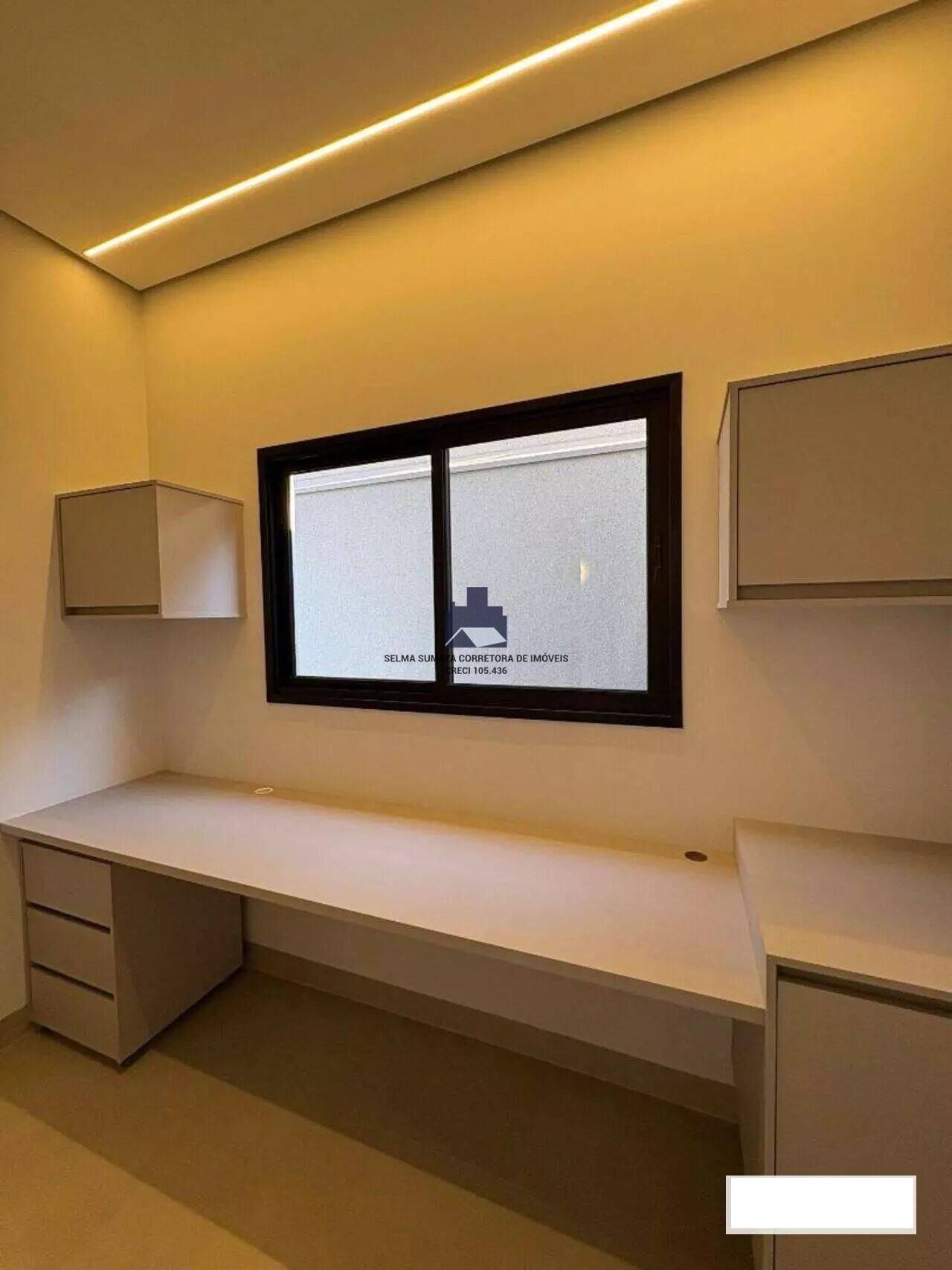 Casa de Condomínio com 4 quartos à venda, 247m² — foto 16 de 18