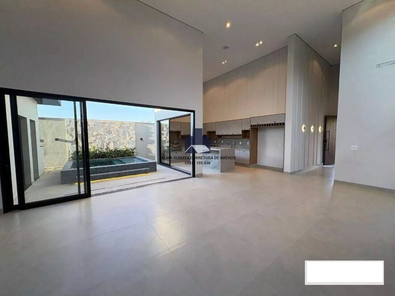 Casa de Condomínio com 4 quartos à venda, 247m² — foto 7 de 18