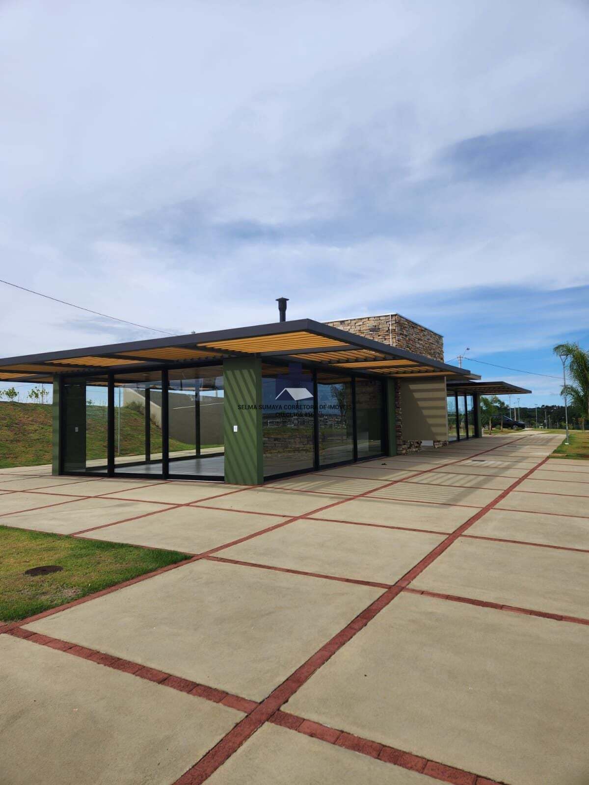 Terreno / Lote / Condomínio à venda, 300m² — foto 7 de 7