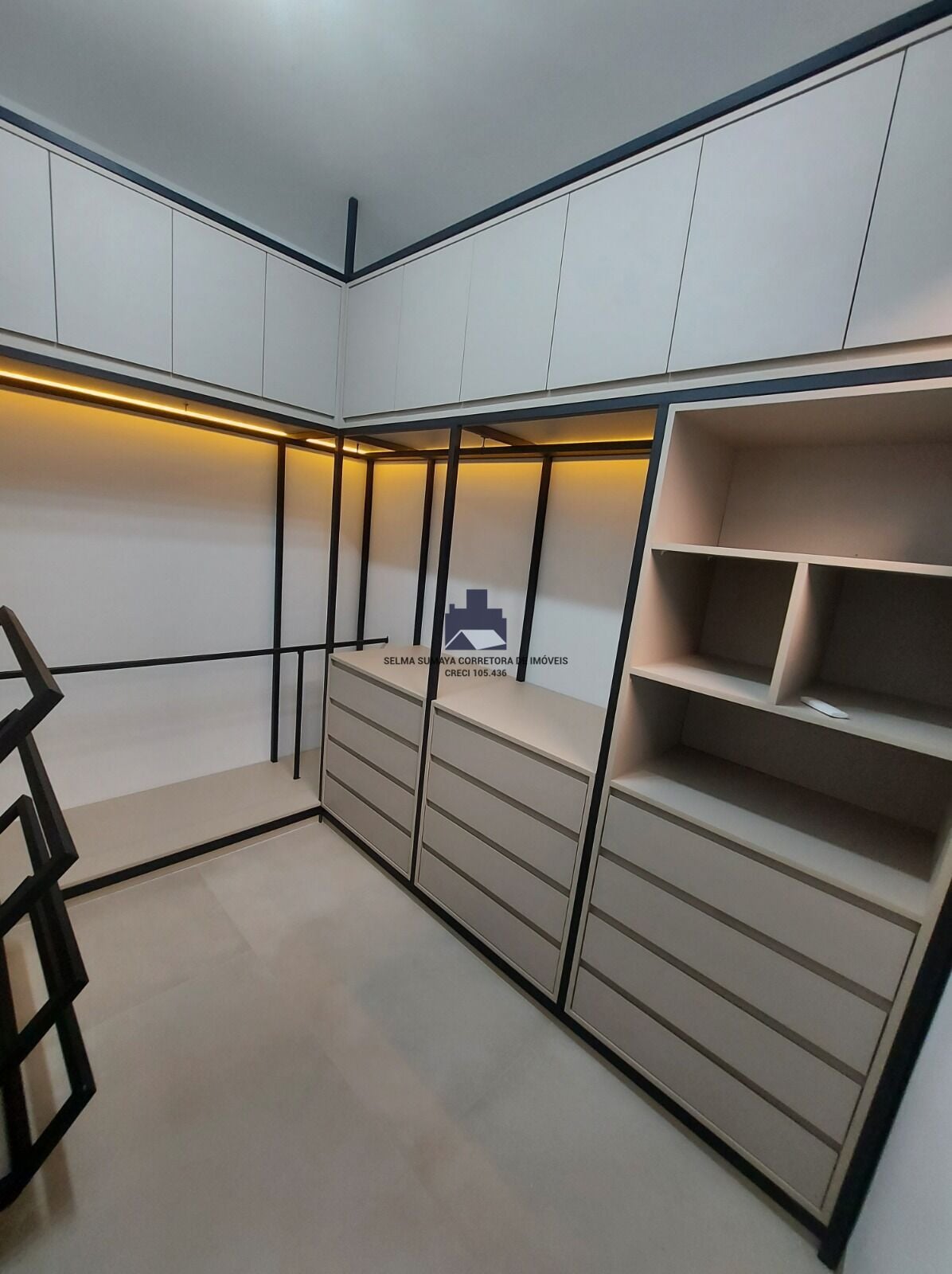 Casa de Condomínio com 3 quartos à venda, 237m² — foto 7 de 22