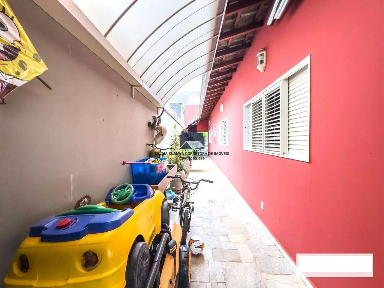 Casa com 3 quartos à venda, 230m² — foto 18 de 20