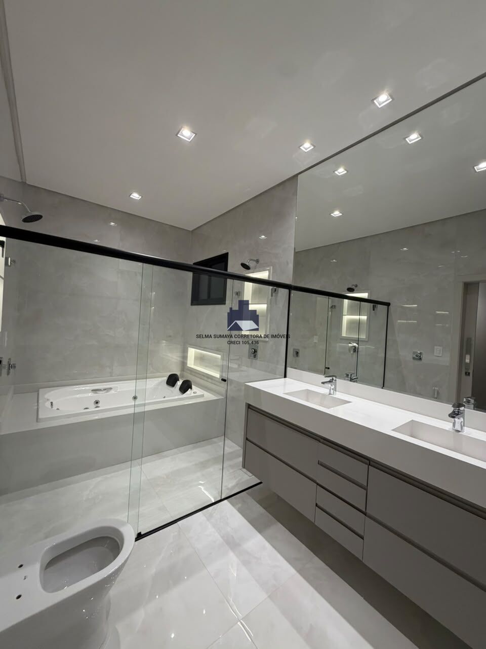 Casa de Condomínio com 3 quartos à venda, 292m² — foto 9 de 10